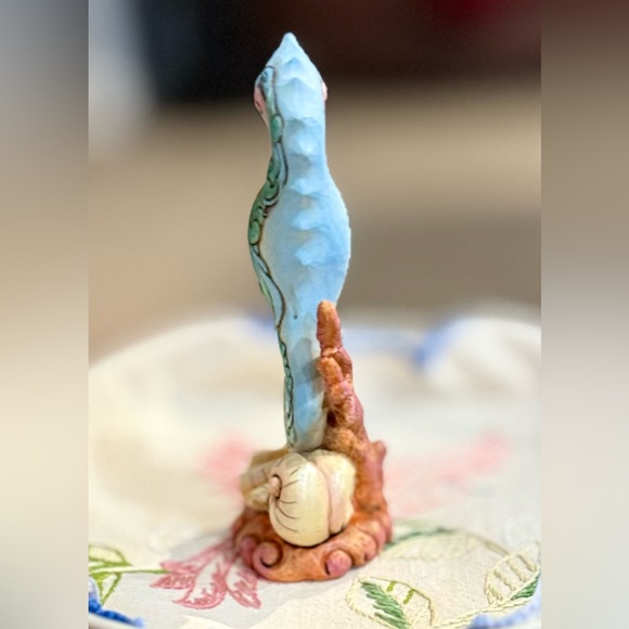 Enesco Jim Shore Heartwood Creek Seahorse Park with Shells Stone Resin Figurine! - Picture 5 of 7